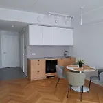 Uus Uehe Toaline Korter Kesklinnas